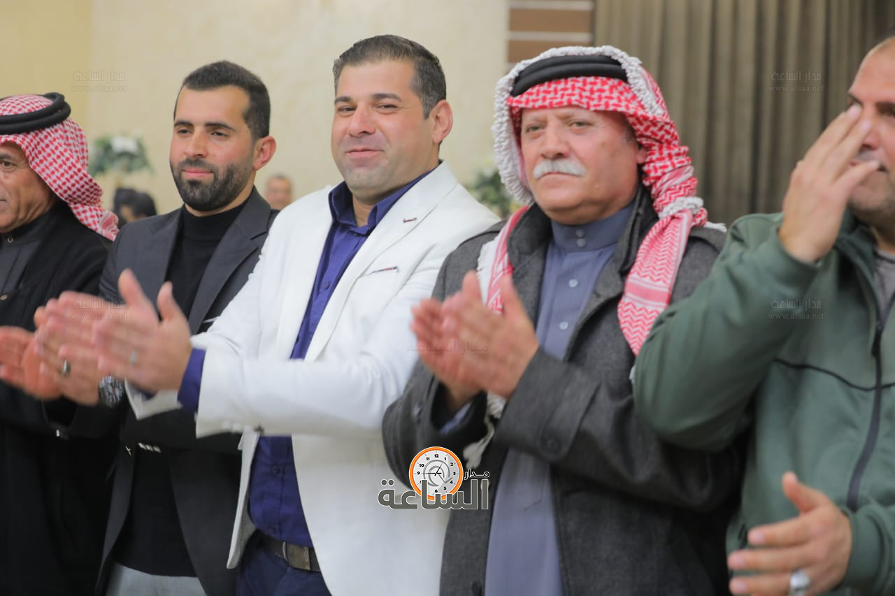 Madar Al-Saa Images 0.8586753479171207