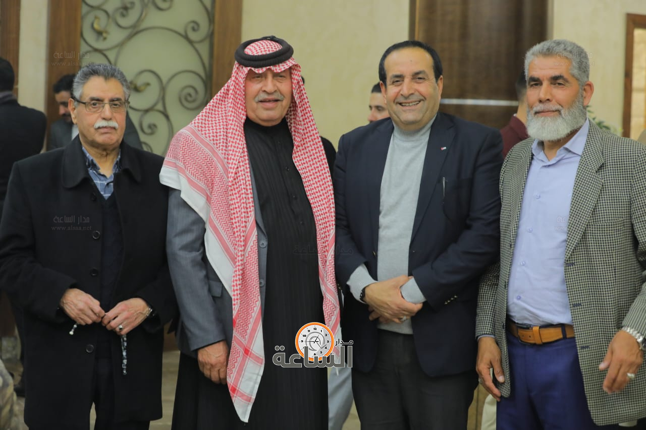 Madar Al-Saa Images 0.1849368763380943