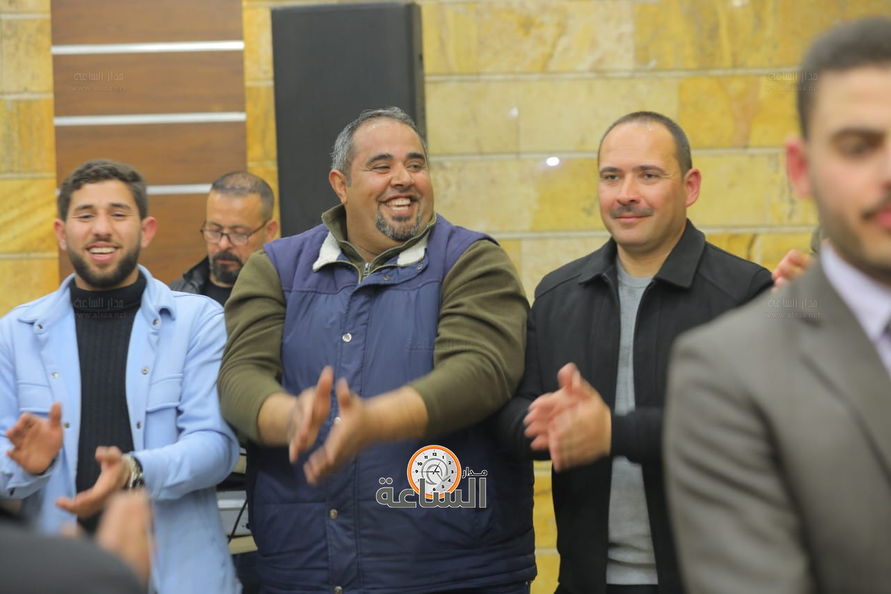 Madar Al-Saa Images 0.5562092709794941