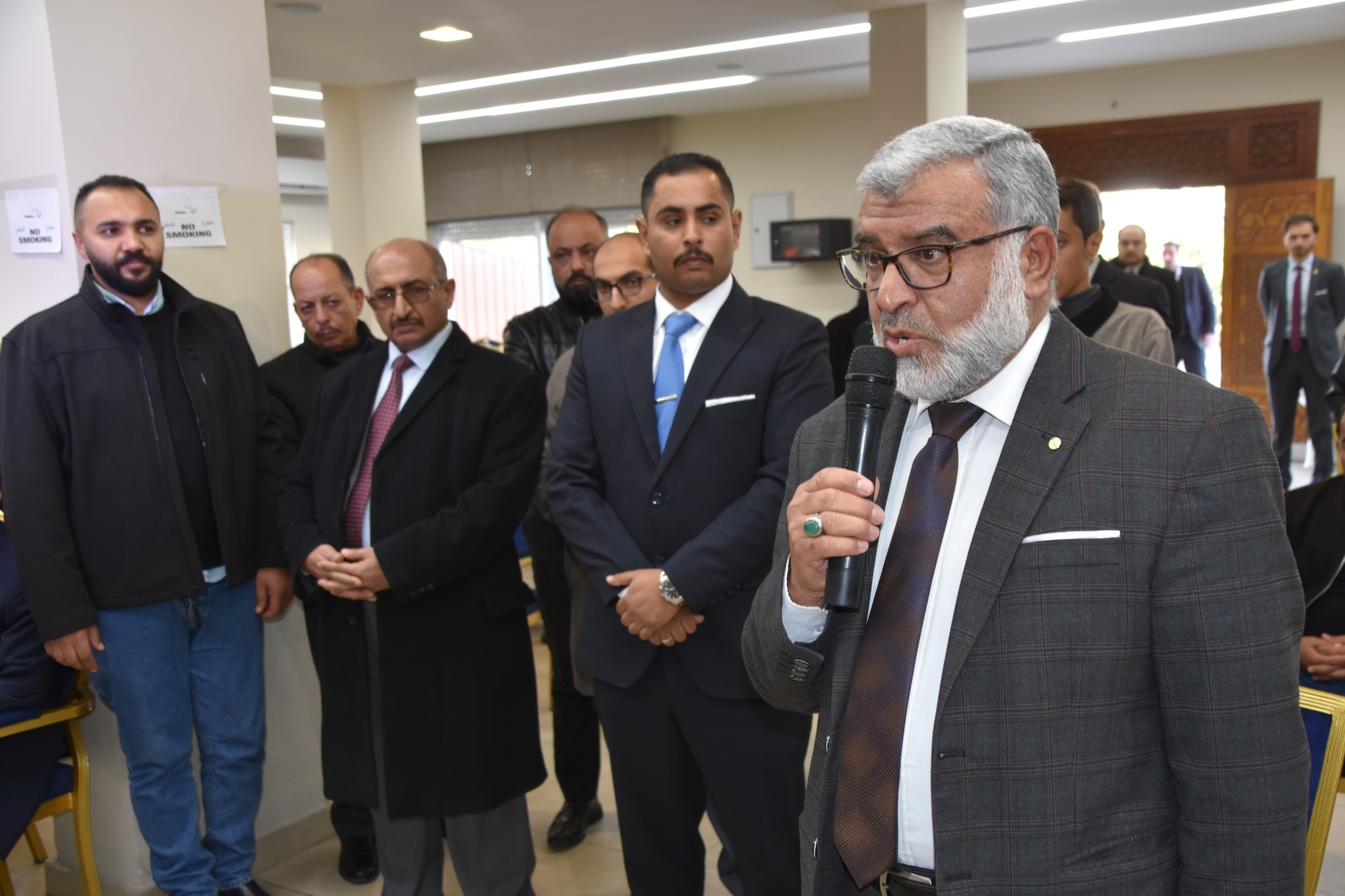 Madar Al-Saa Images 0.035060375914402586