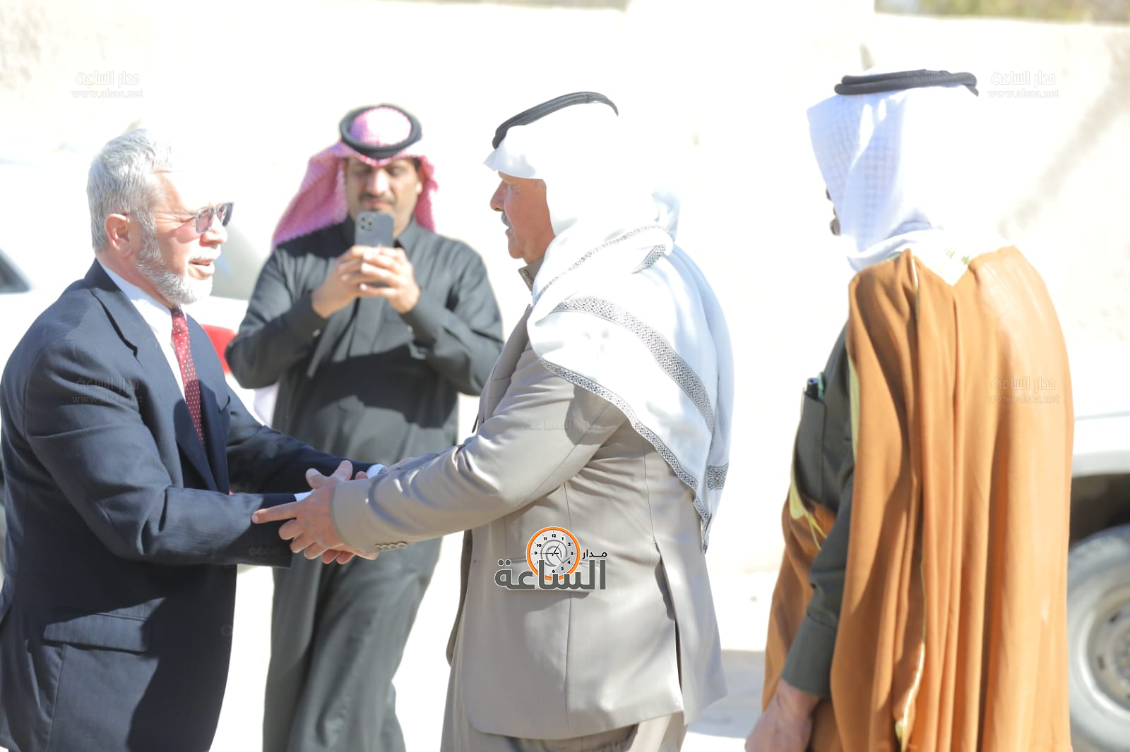 Madar Al-Saa Images 0.06747697436041356