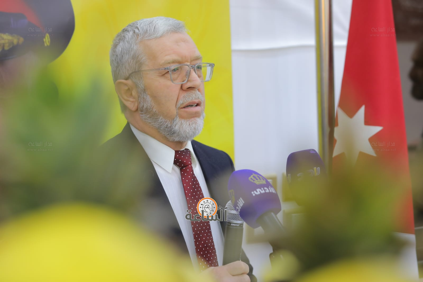 Madar Al-Saa Images 0.3775995686432603