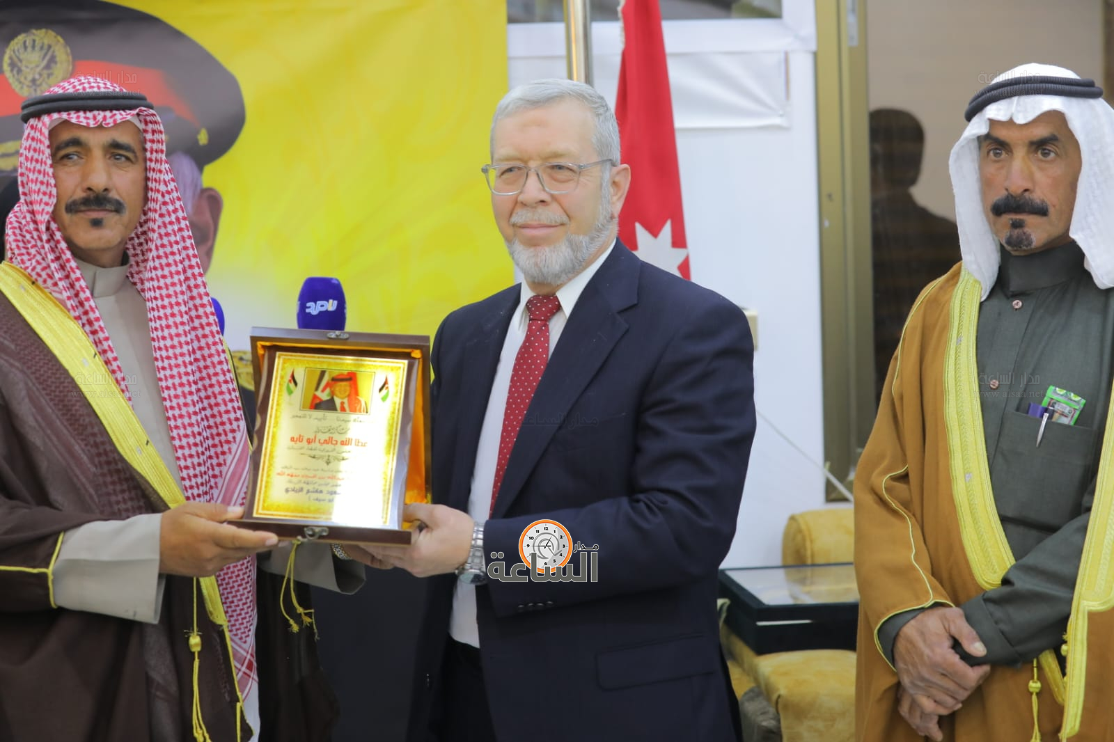 Madar Al-Saa Images 0.4737600316075452