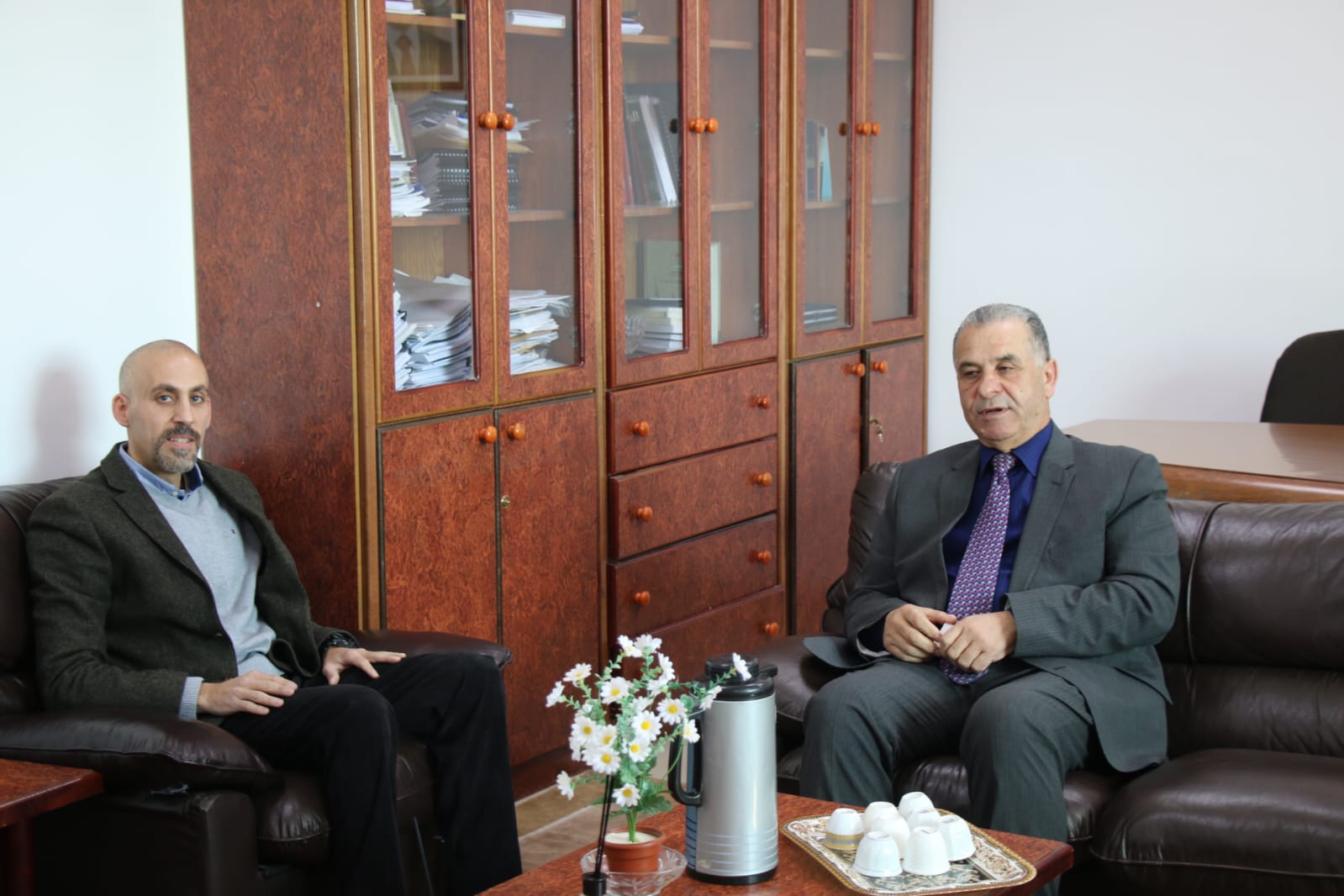 Madar Al-Saa Images 0.26382808070823227