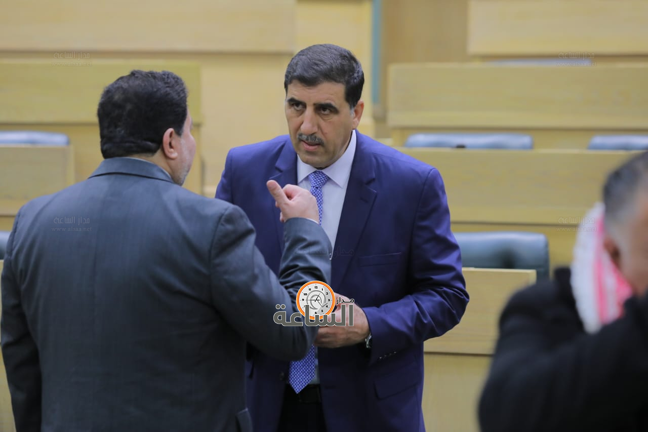 Madar Al-Saa Images 0.029800513279119034