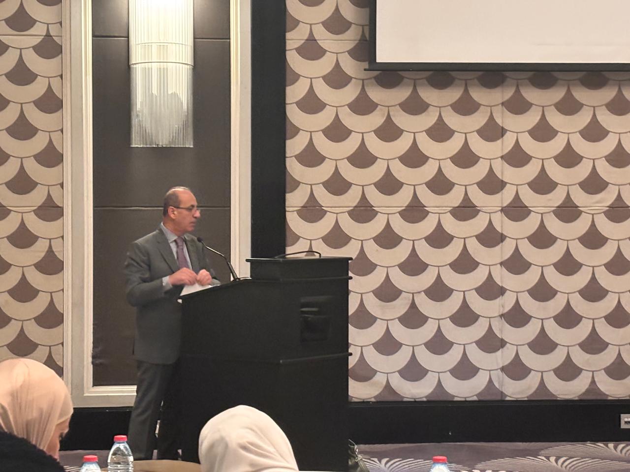 Madar Al-Saa Images 0.12351427826785155