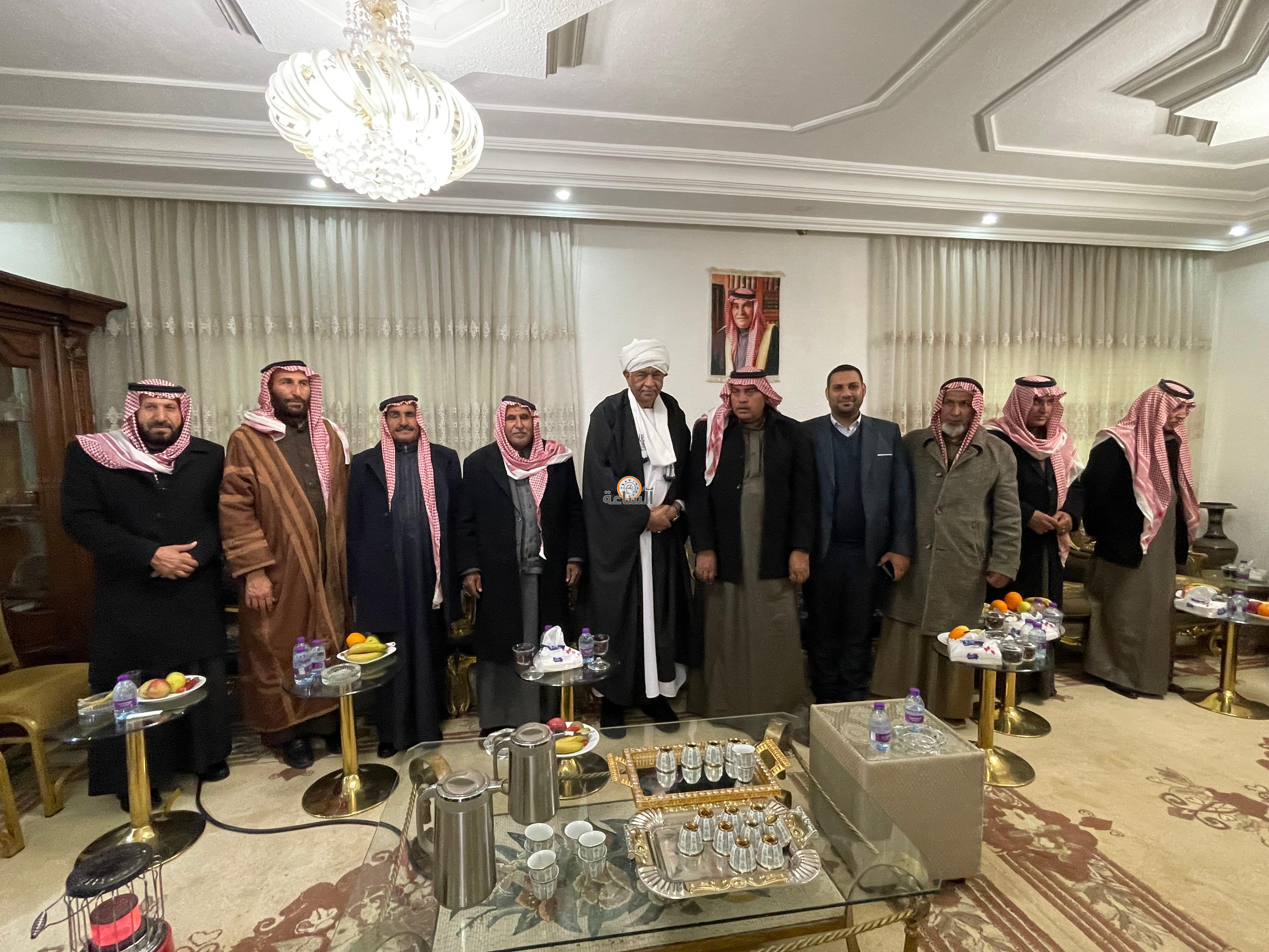 Madar Al-Saa Images 0.4269411459573724