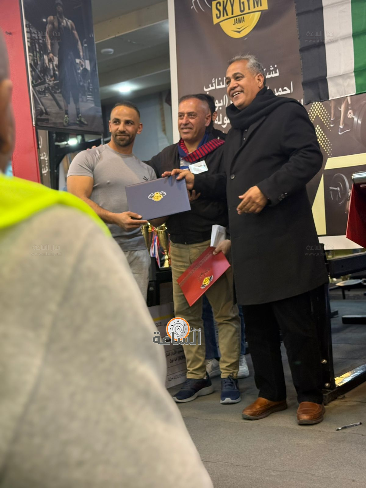 Madar Al-Saa Images 0.4192145605900792