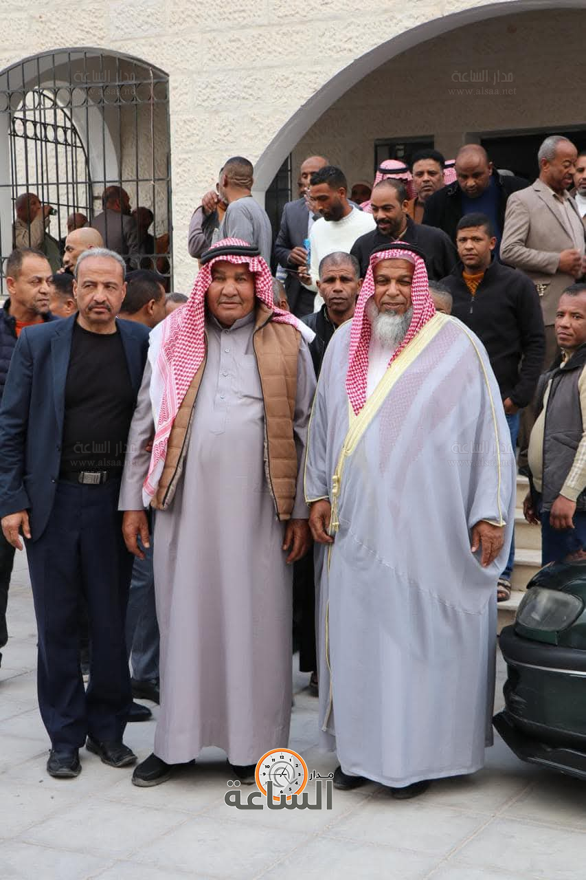 Madar Al-Saa Images 0.10985610903935528