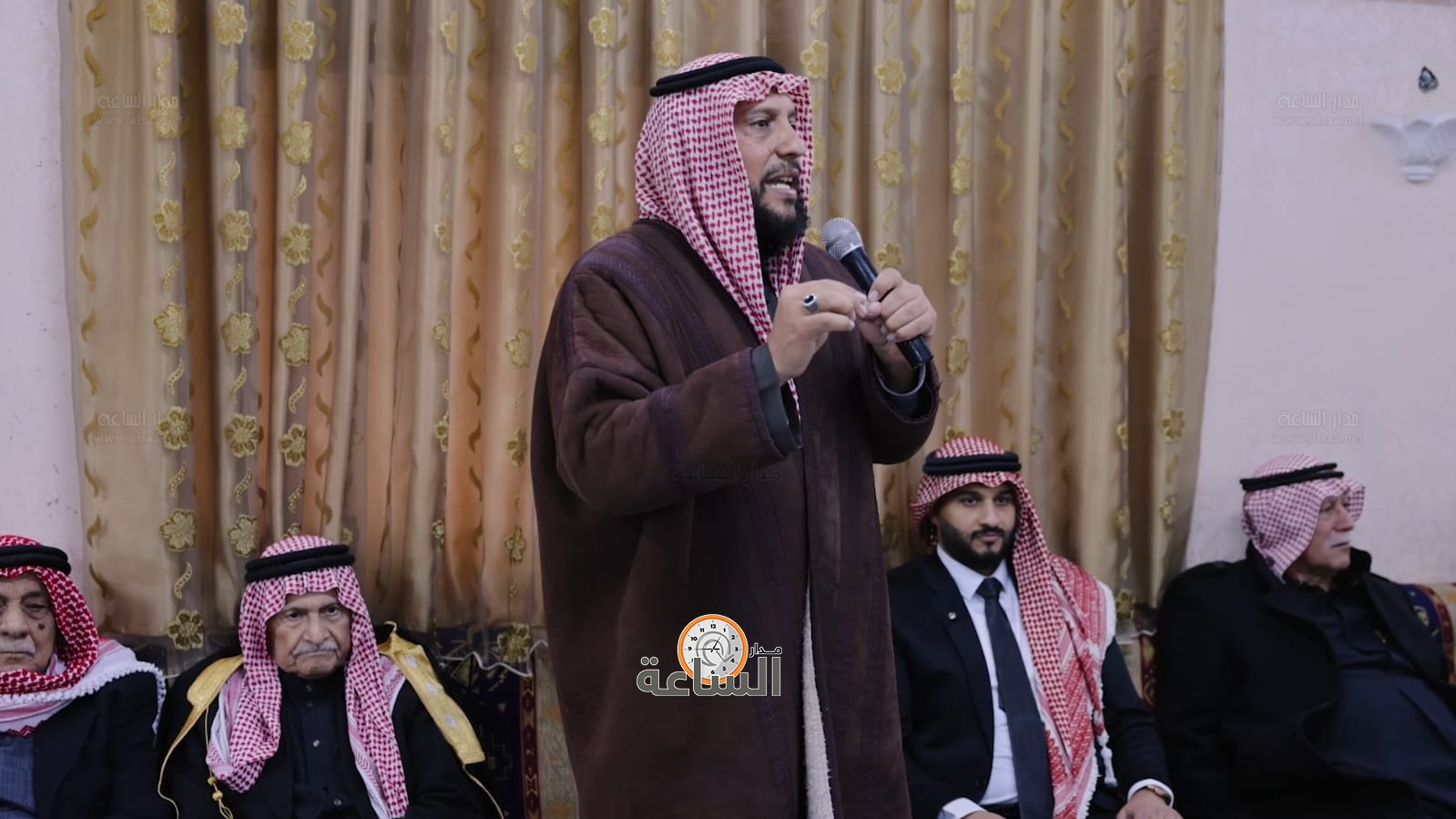 Madar Al-Saa Images 0.06833318463885574