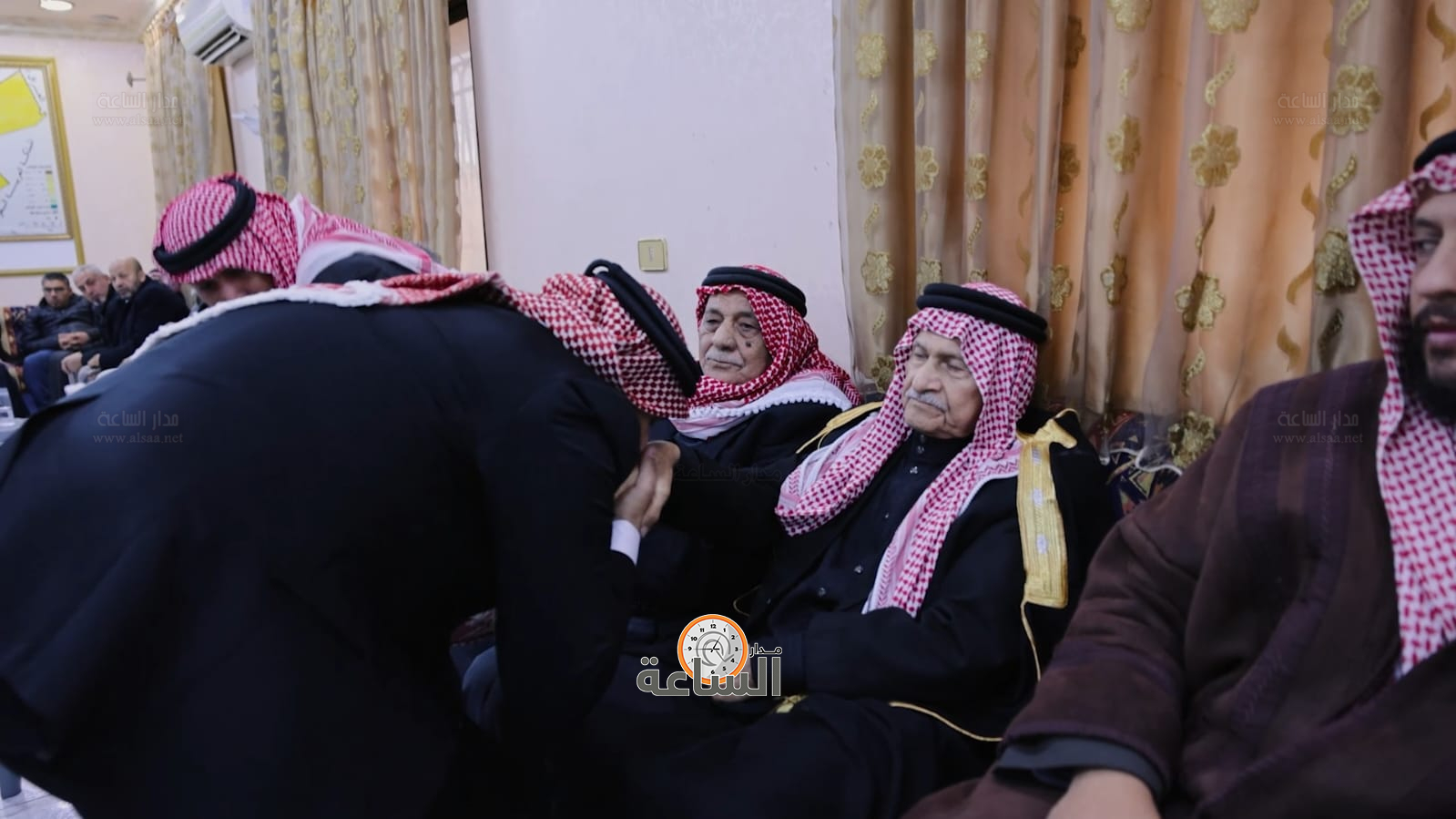 Madar Al-Saa Images 0.7075894024645386