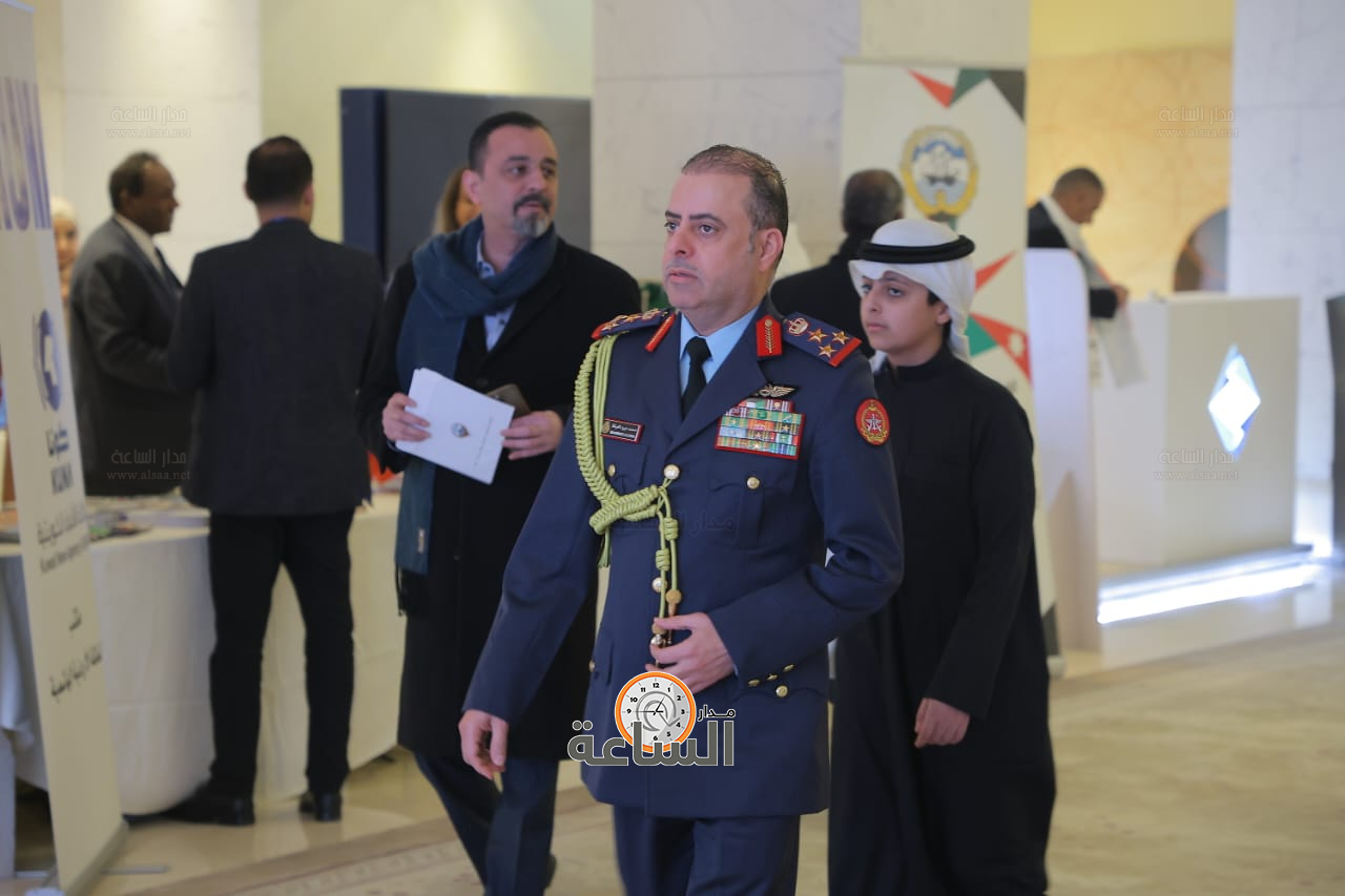 Madar Al-Saa Images 0.18437682315905213