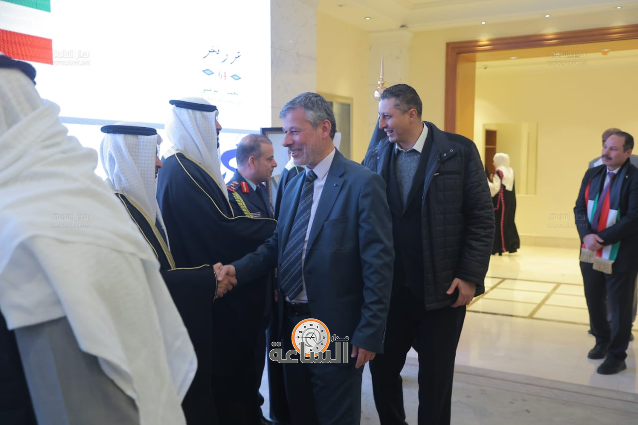 Madar Al-Saa Images 0.23827460800408717