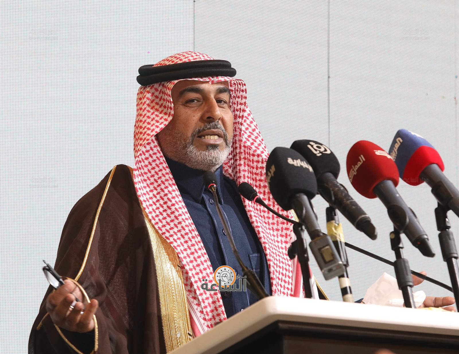 Madar Al-Saa Images 0.02370508716341435