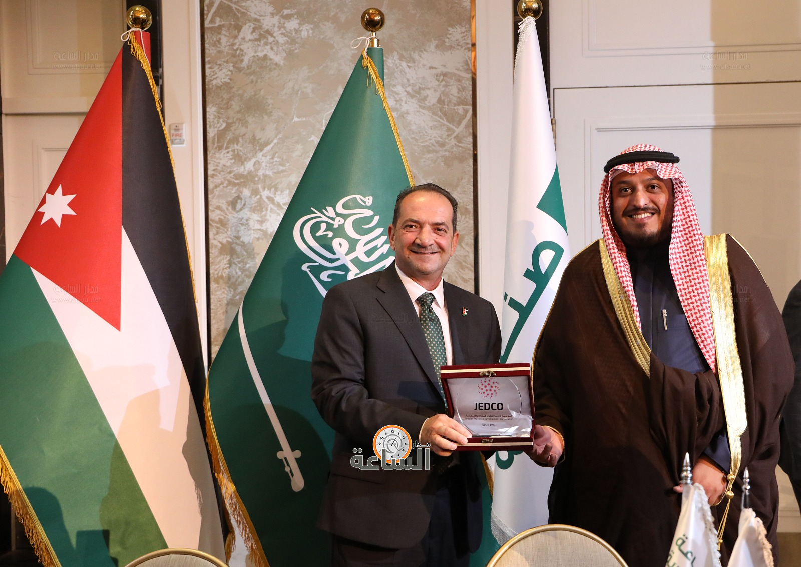 Madar Al-Saa Images 0.9285639710867641