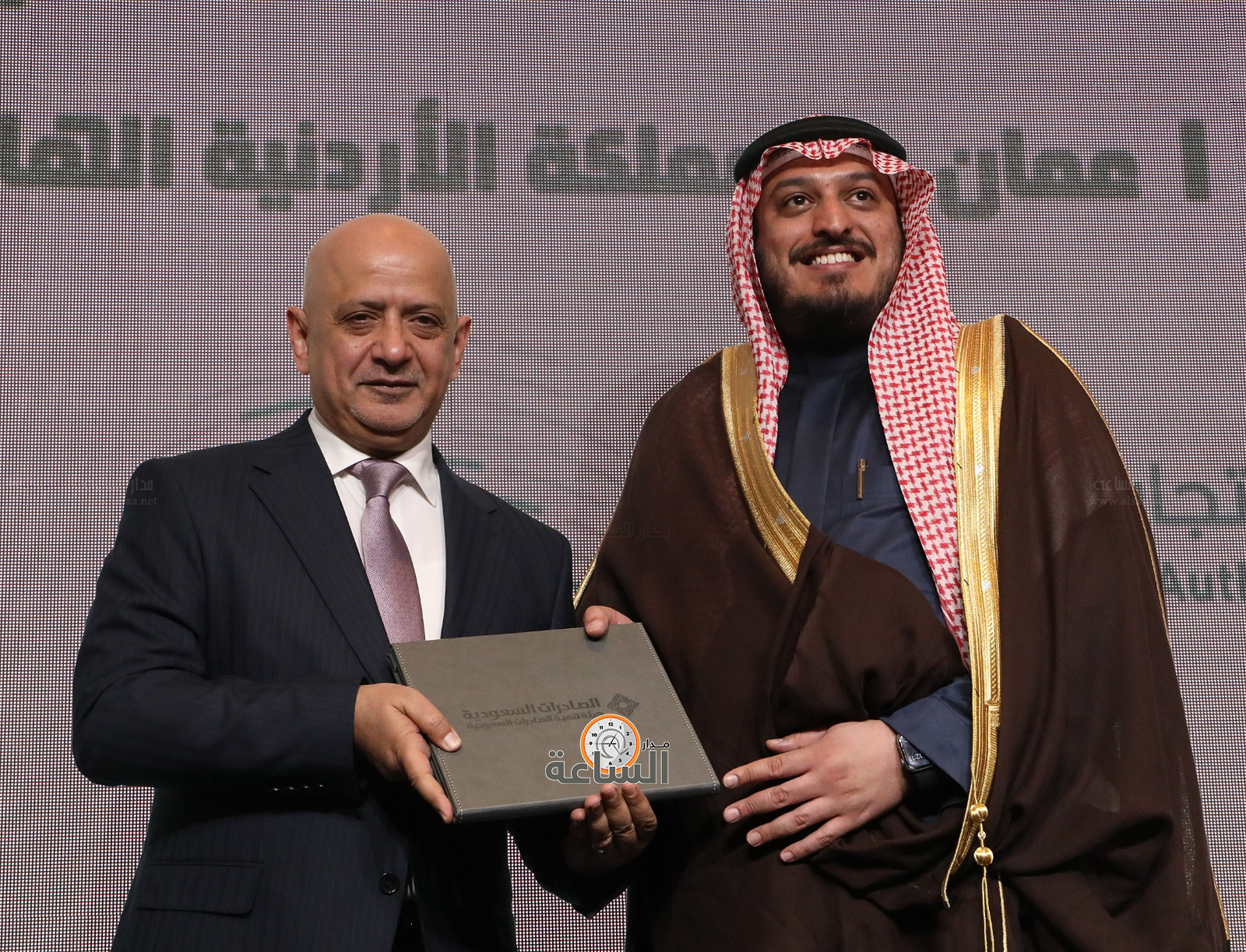 Madar Al-Saa Images 0.14189523520666558