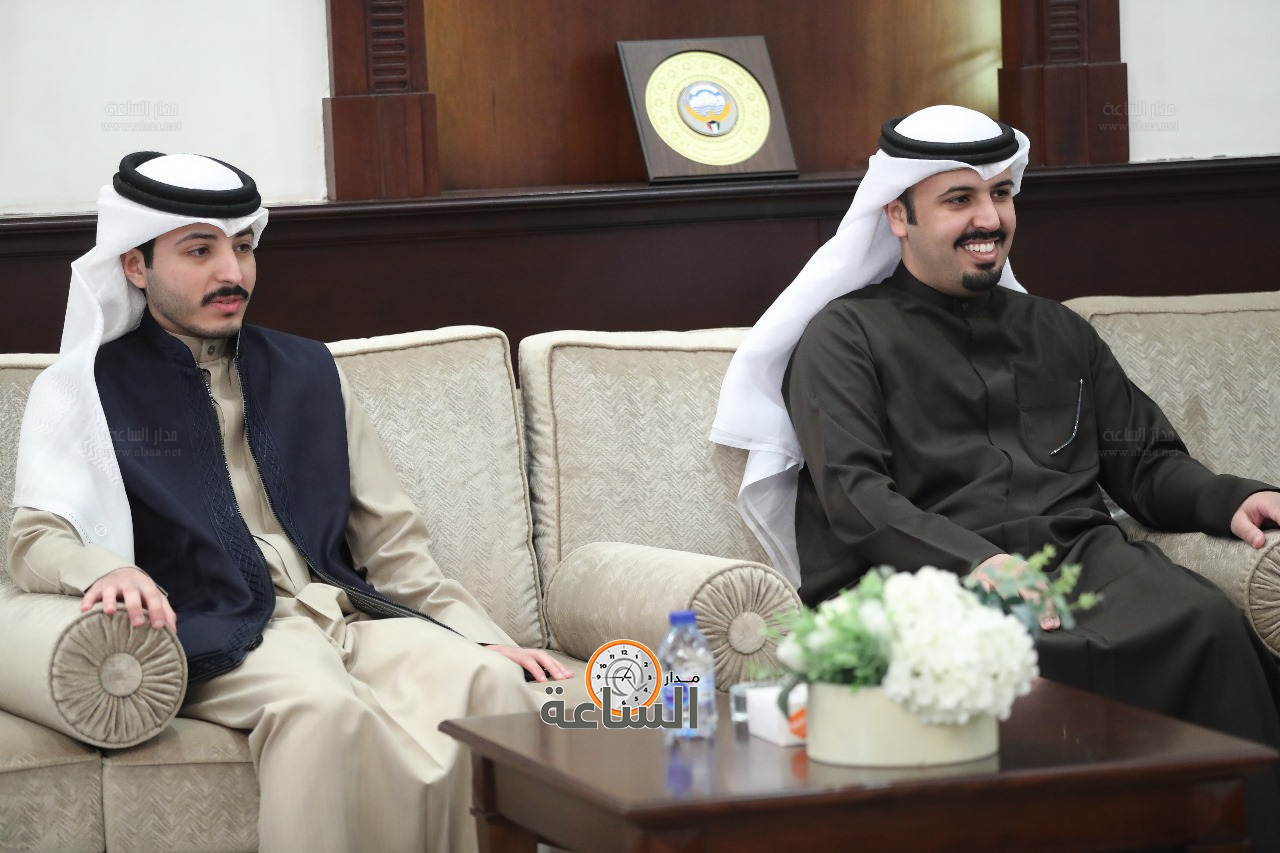 Madar Al-Saa Images 0.33299707621518415