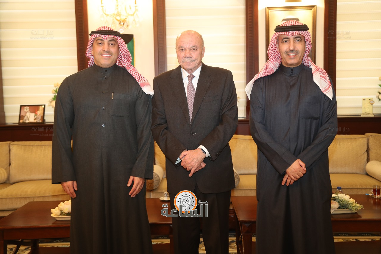 Madar Al-Saa Images 0.4980235441616985