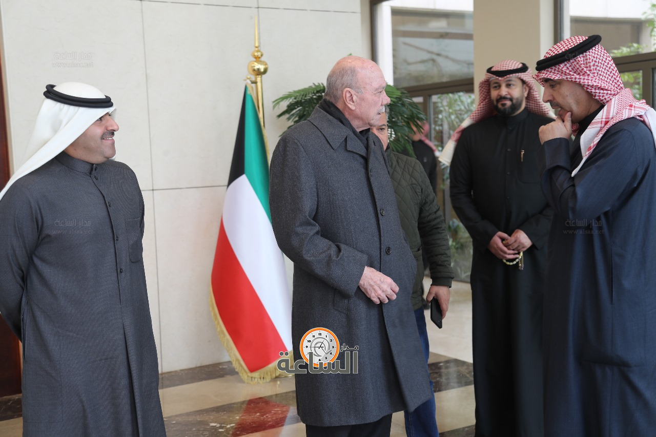 Madar Al-Saa Images 0.2590920490994433