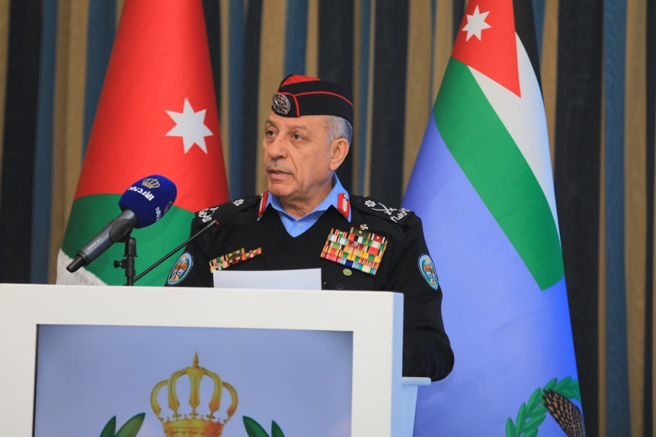 Madar Al-Saa Images 0.9783959854321611