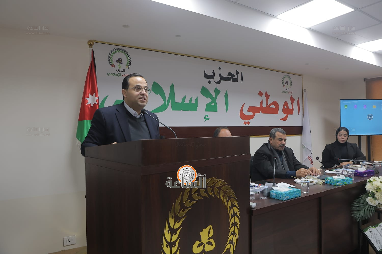 Madar Al-Saa Images 0.8846851062329637