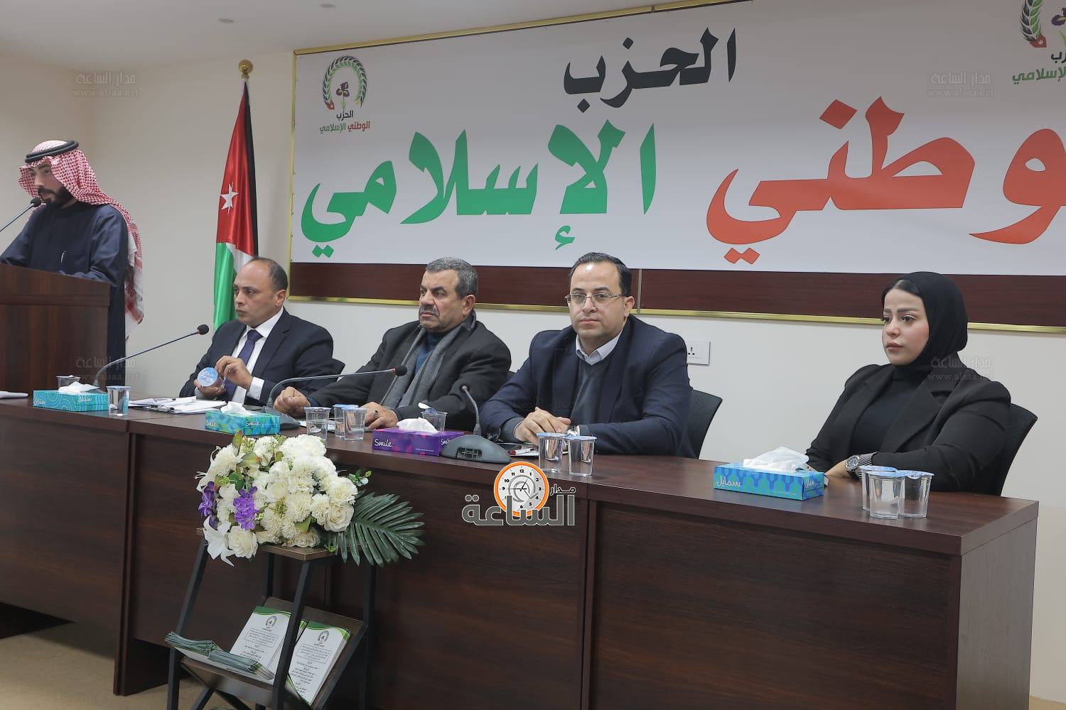 Madar Al-Saa Images 0.553079281618829