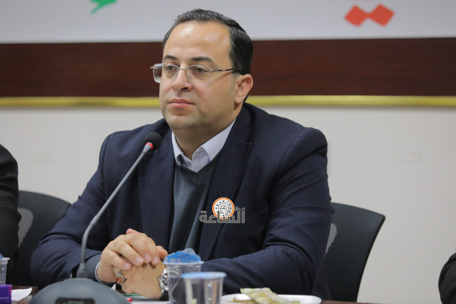 Madar Al-Saa Images 0.18300881740856756