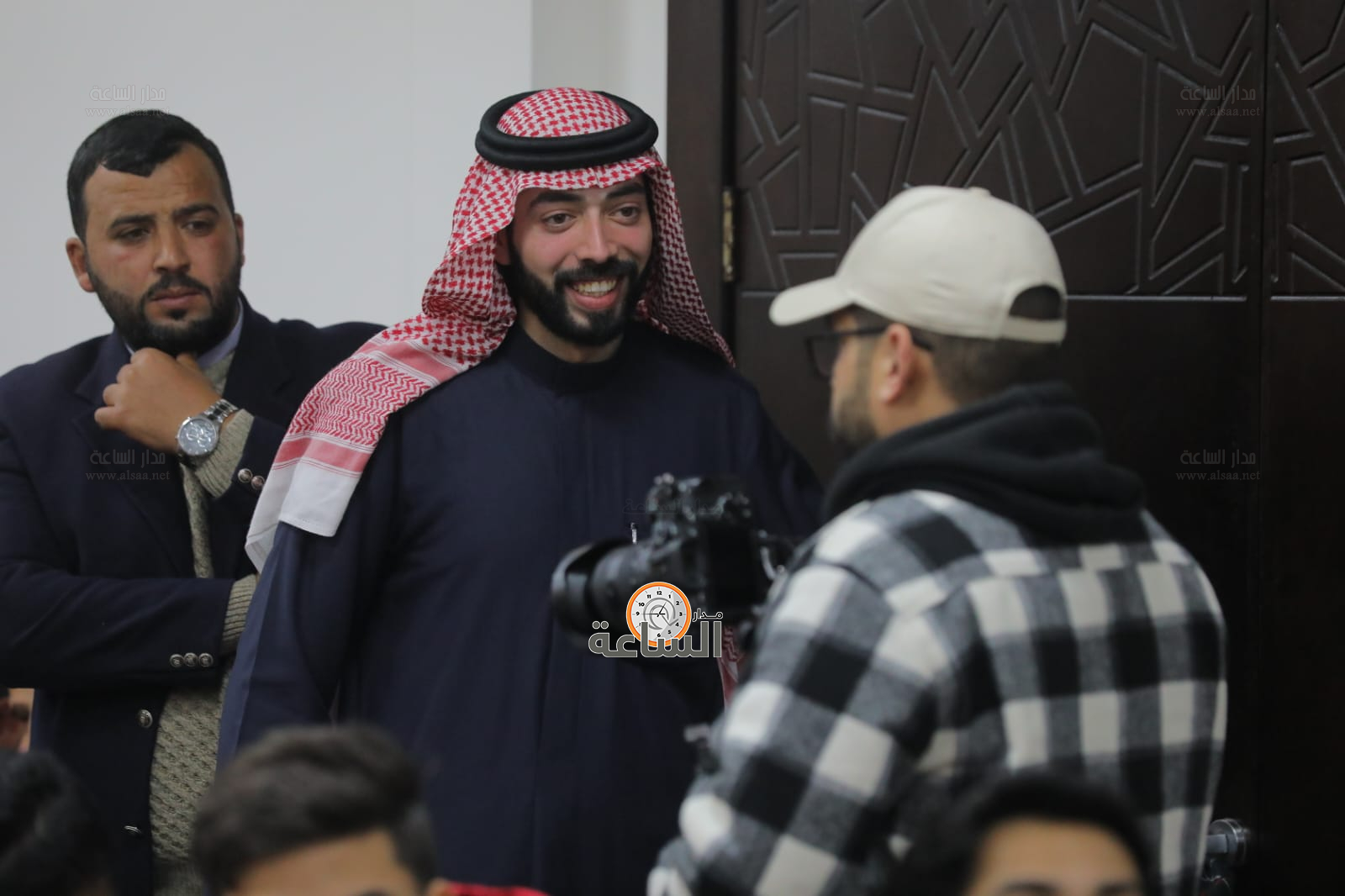 Madar Al-Saa Images 0.5887815664681906