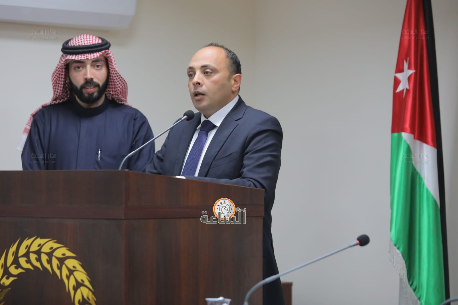 Madar Al-Saa Images 0.5771314710511484