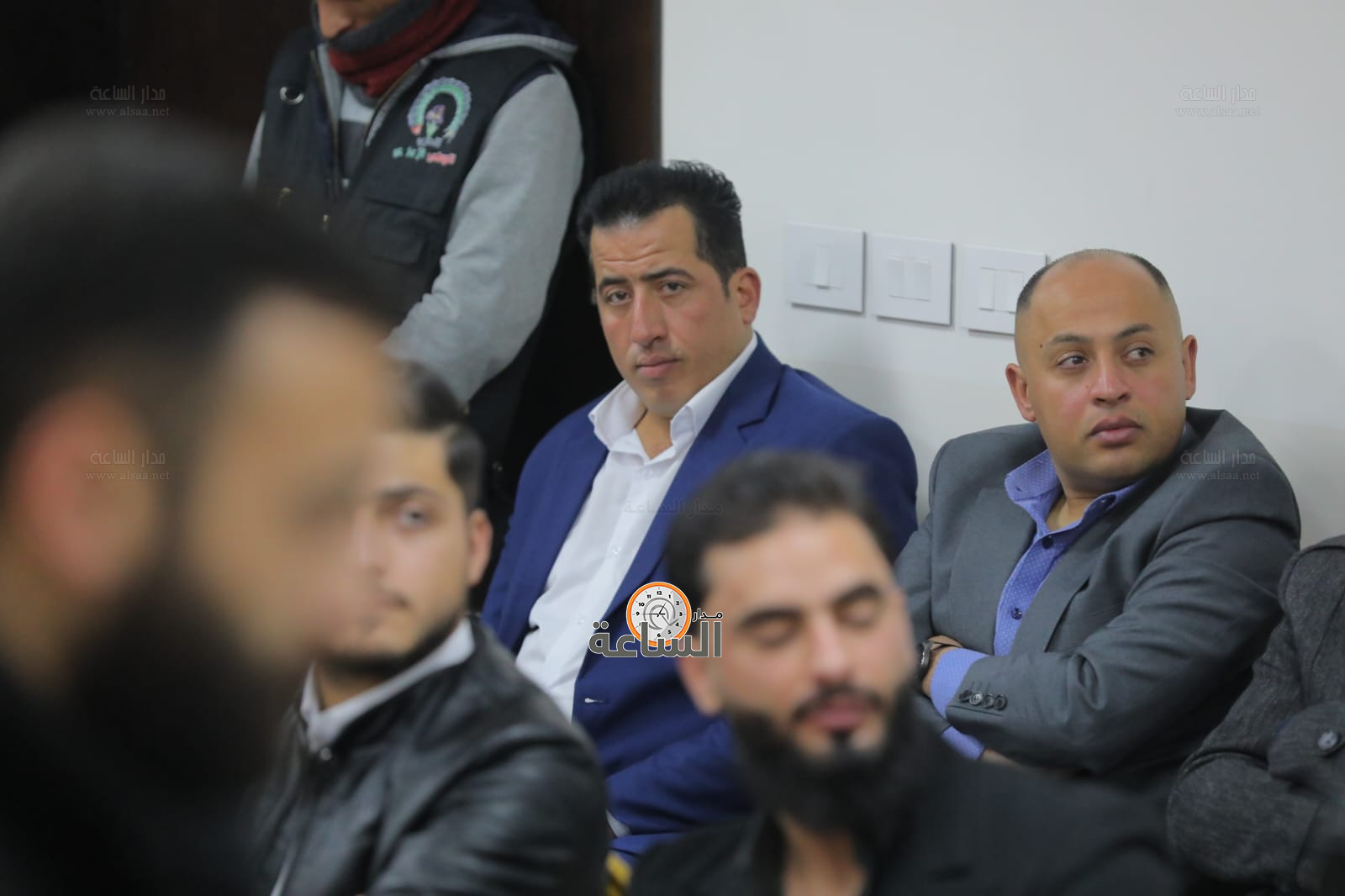 Madar Al-Saa Images 0.4826179385828937