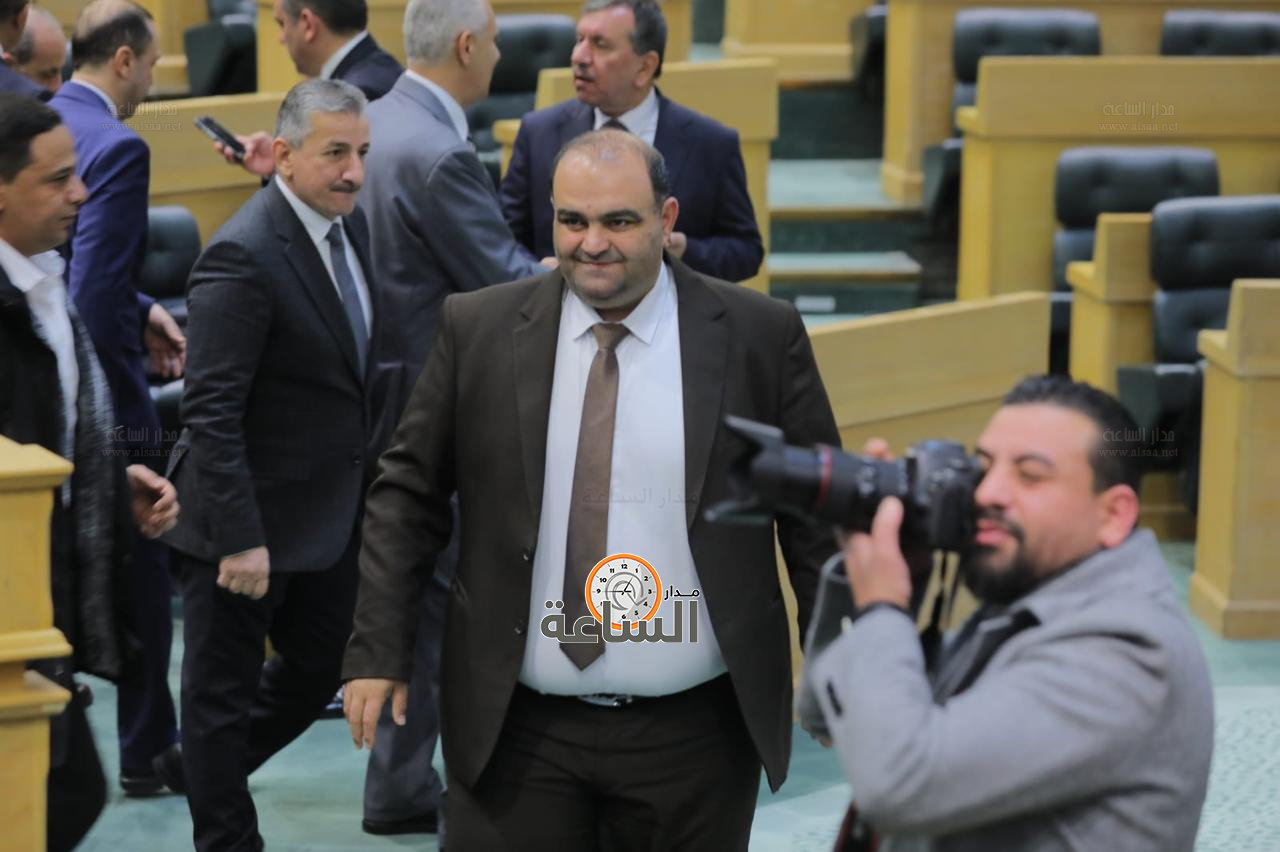 Madar Al-Saa Images 0.6313695581526937