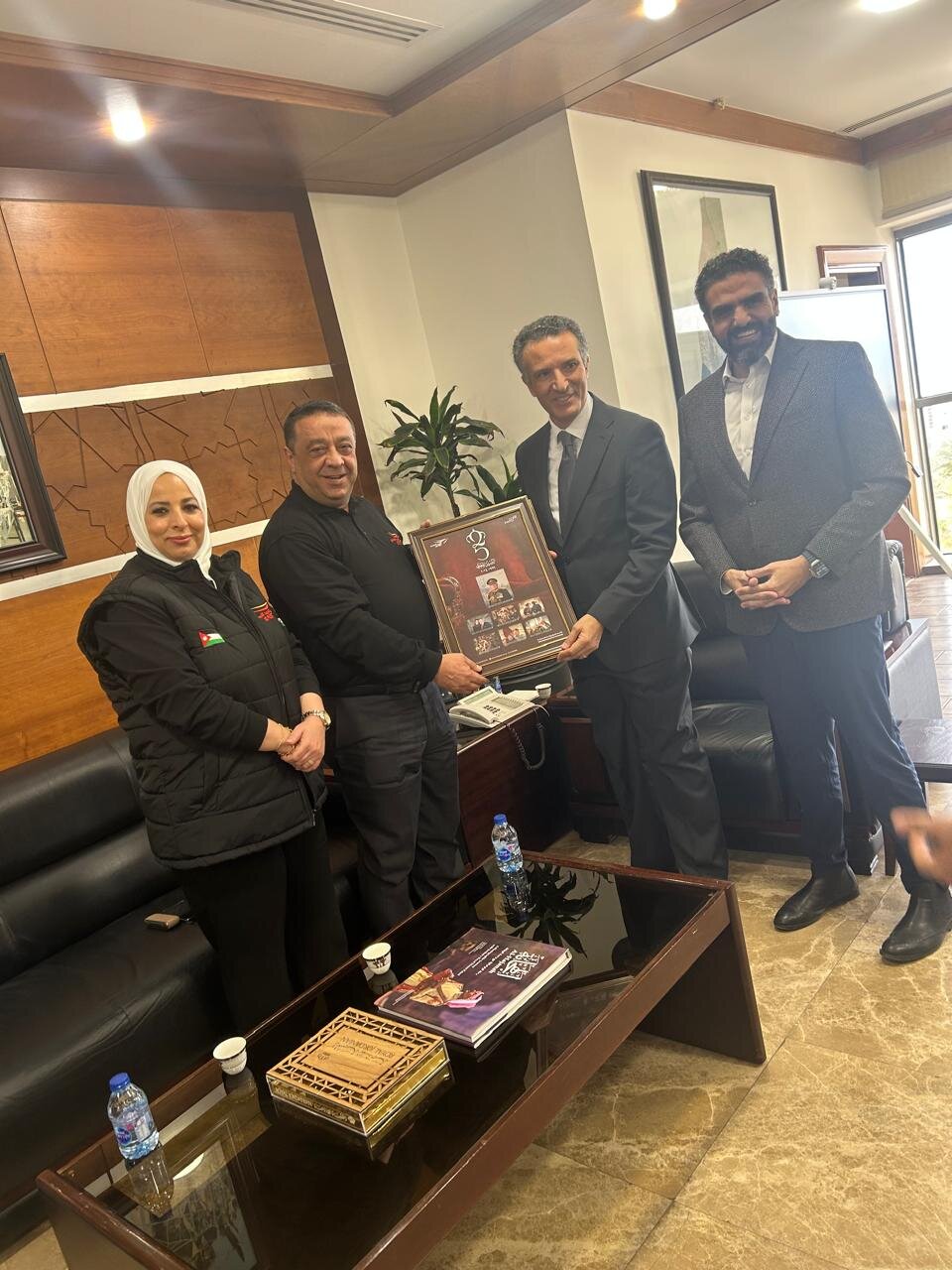 Madar Al-Saa Images 0.3935664628475326