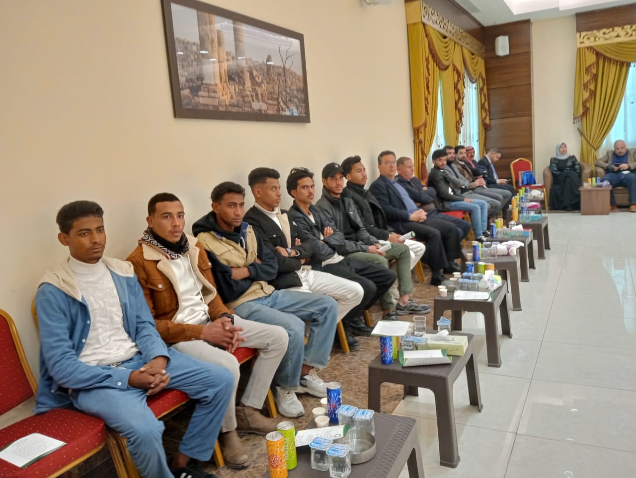 Madar Al-Saa Images 0.6372762815791184