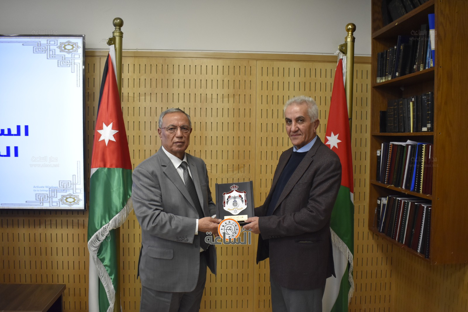 Madar Al-Saa Images 0.16720204218117019