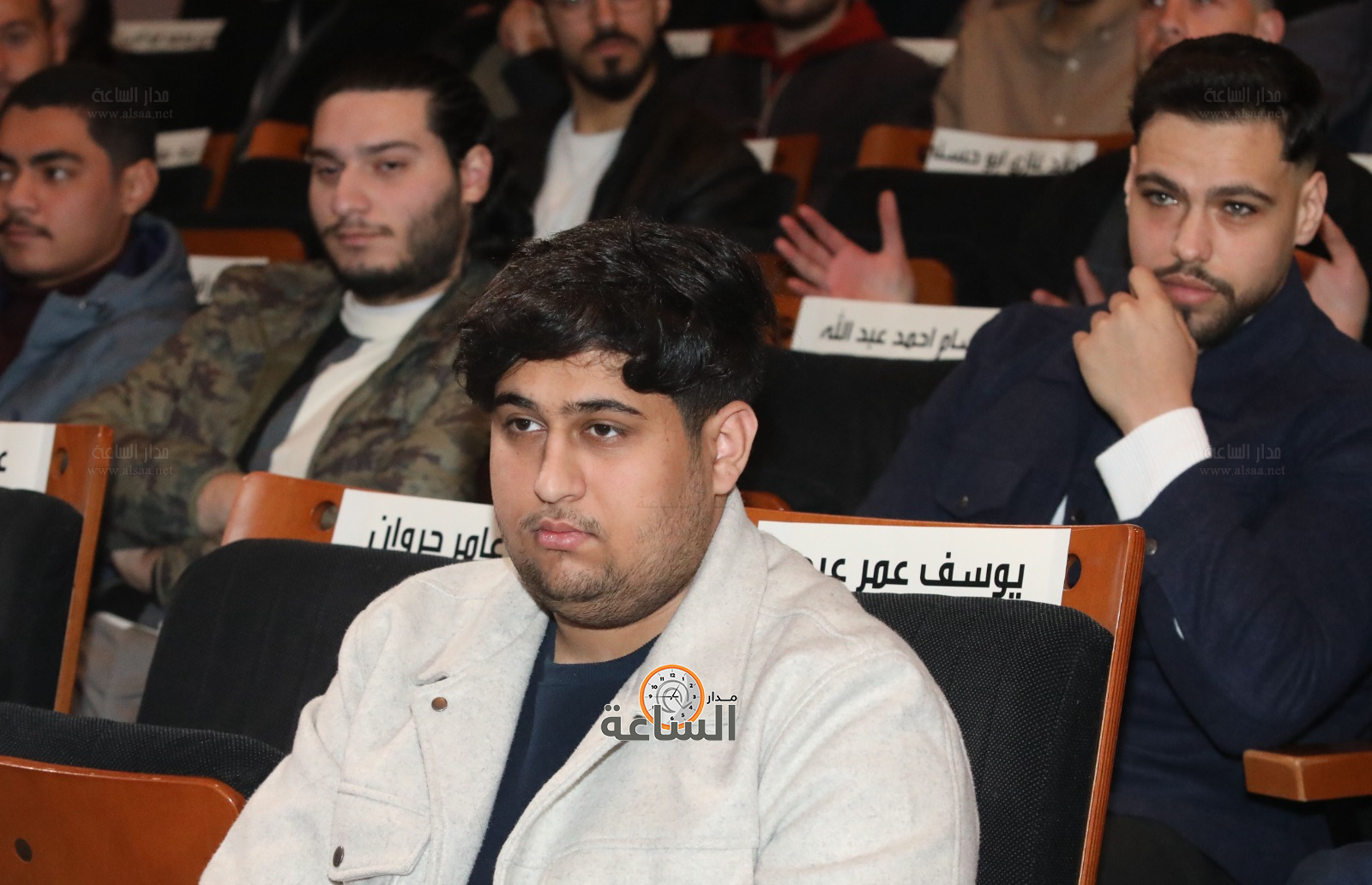 Madar Al-Saa Images 0.4168580551669978