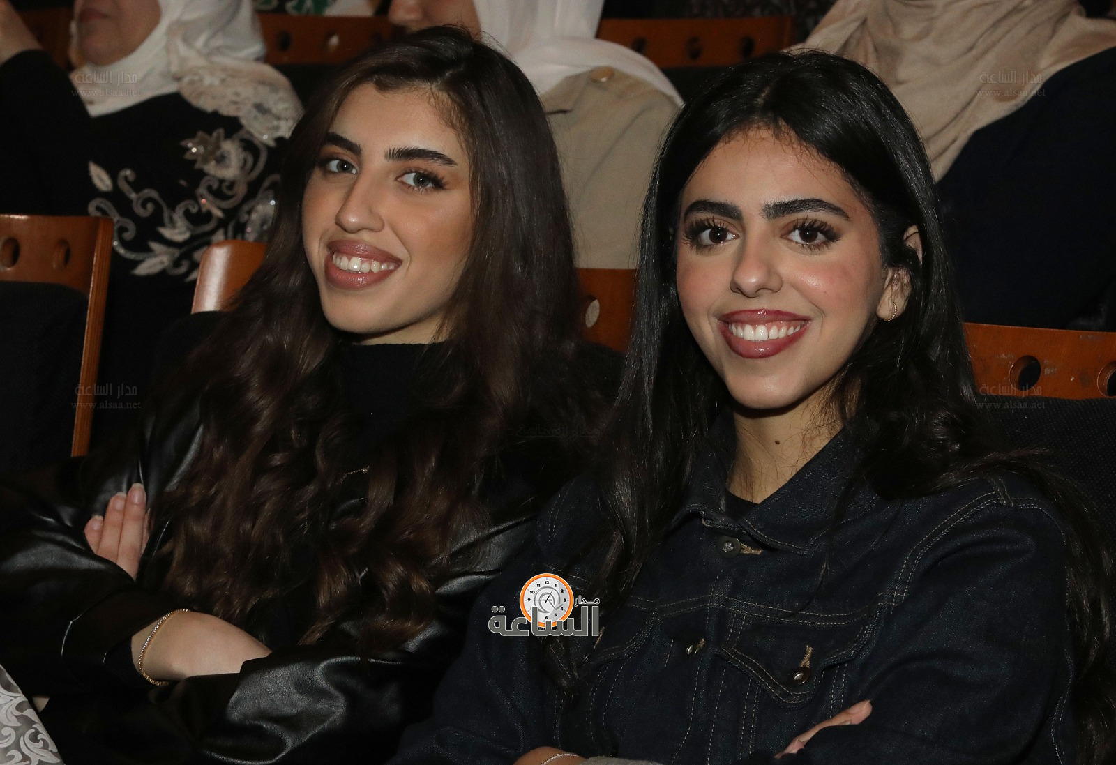 Madar Al-Saa Images 0.1222165682186418