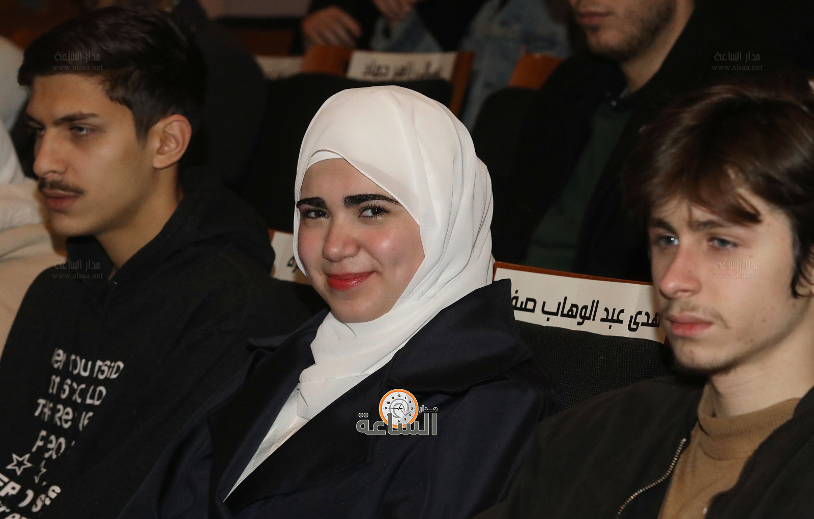 Madar Al-Saa Images 0.16437063076237157