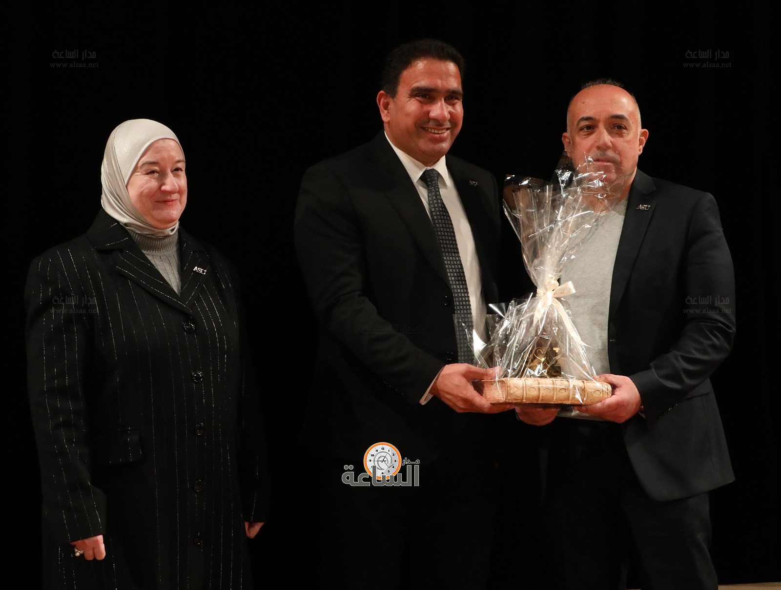 Madar Al-Saa Images 0.7810711896380924