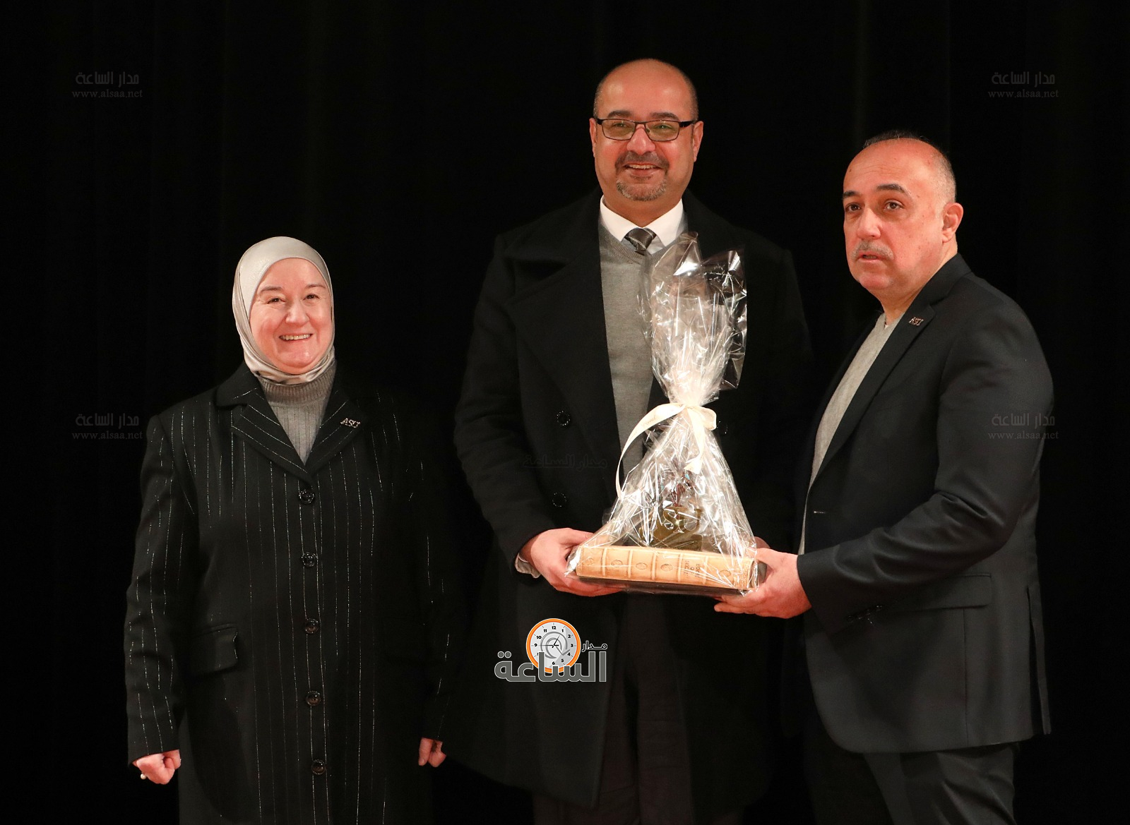 Madar Al-Saa Images 0.4152214990660572