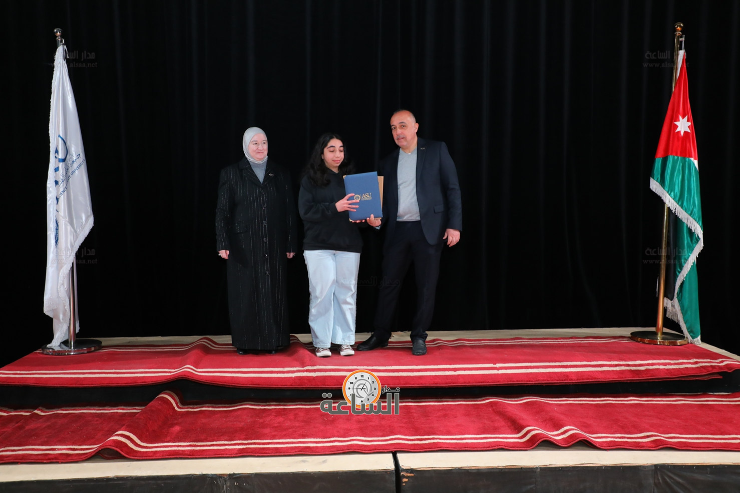 Madar Al-Saa Images 0.4205753578314313