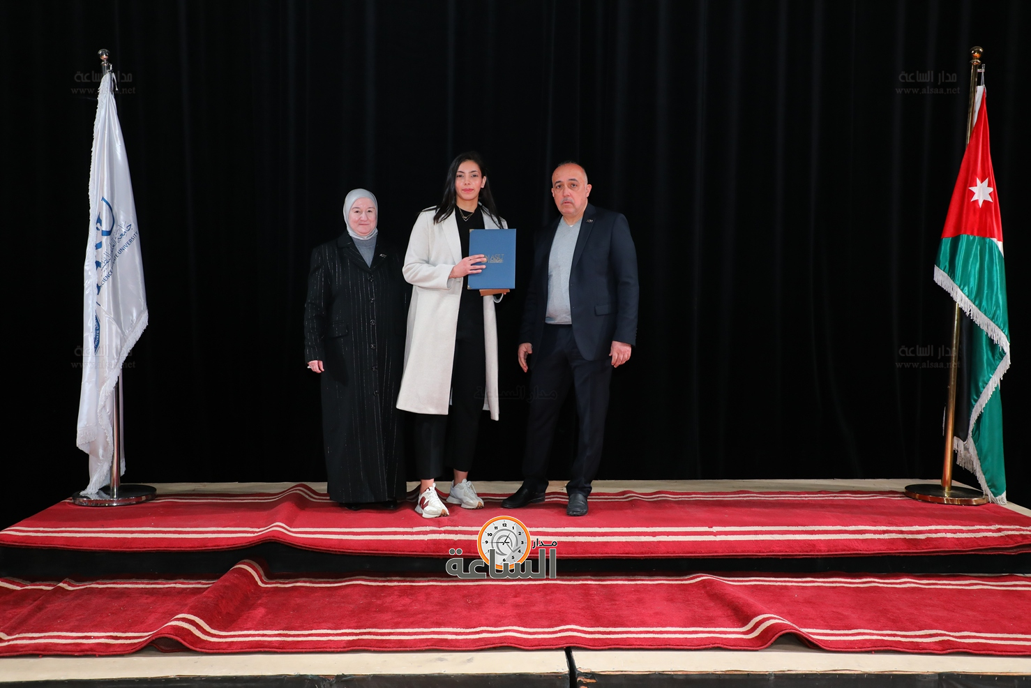 Madar Al-Saa Images 0.2851557208984692