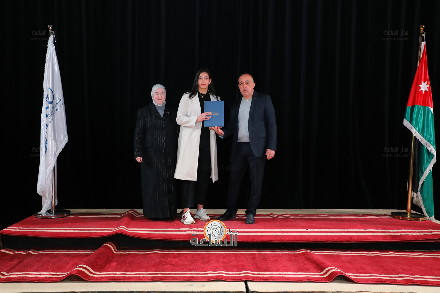 Madar Al-Saa Images 0.6110135289655285