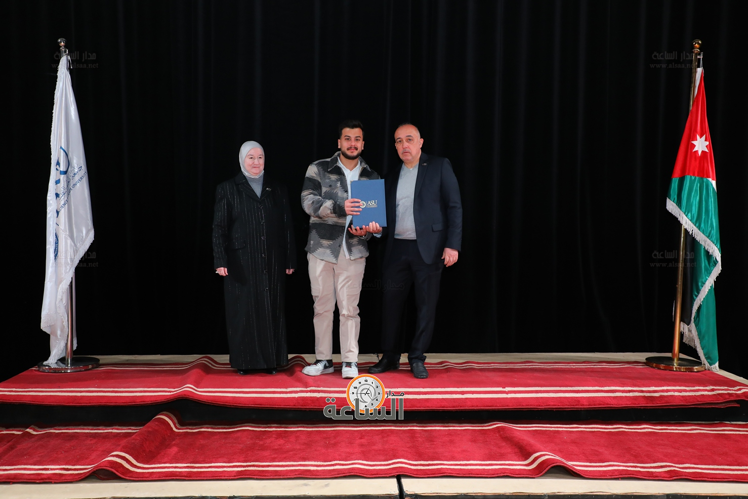 Madar Al-Saa Images 0.1796458567151269