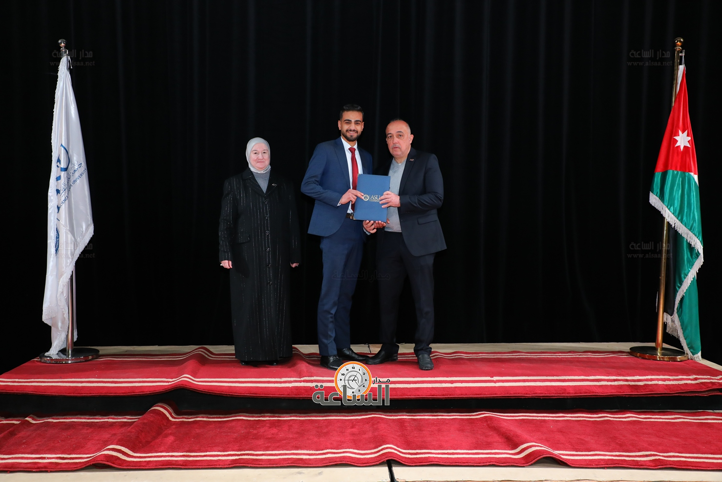 Madar Al-Saa Images 0.4295701683449451