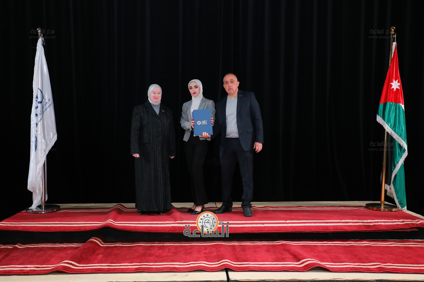 Madar Al-Saa Images 0.7158802844114136