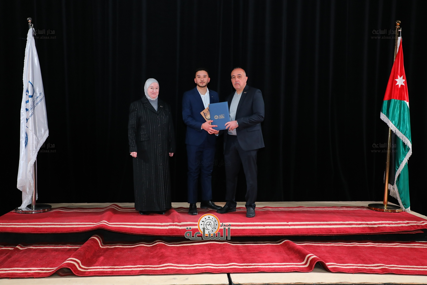 Madar Al-Saa Images 0.357410693865593