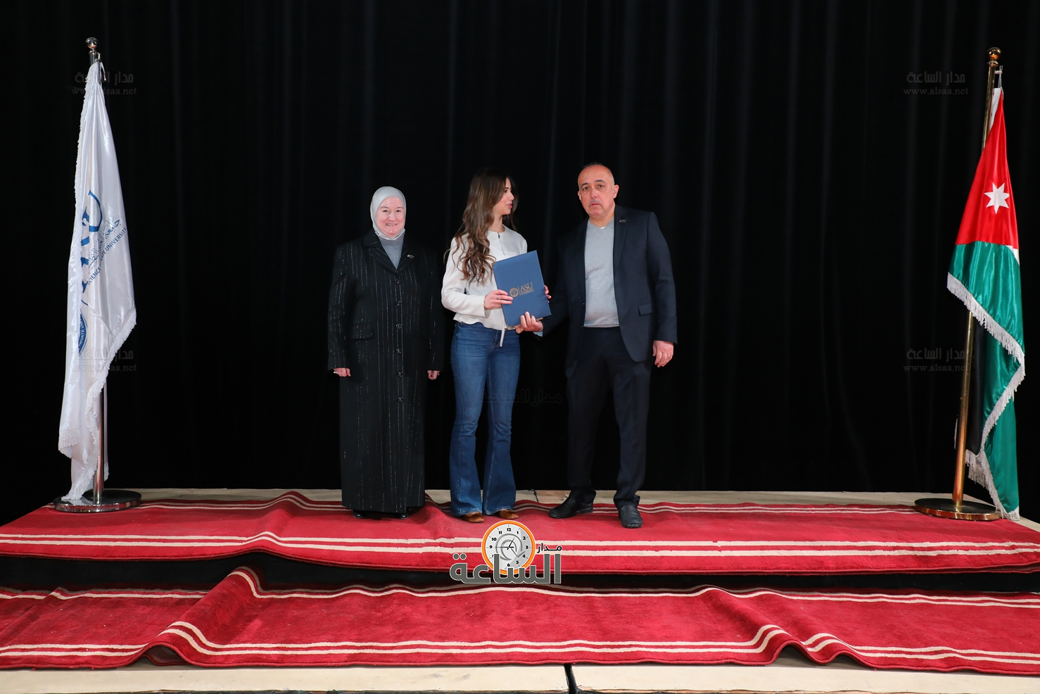 Madar Al-Saa Images 0.7836665157832898