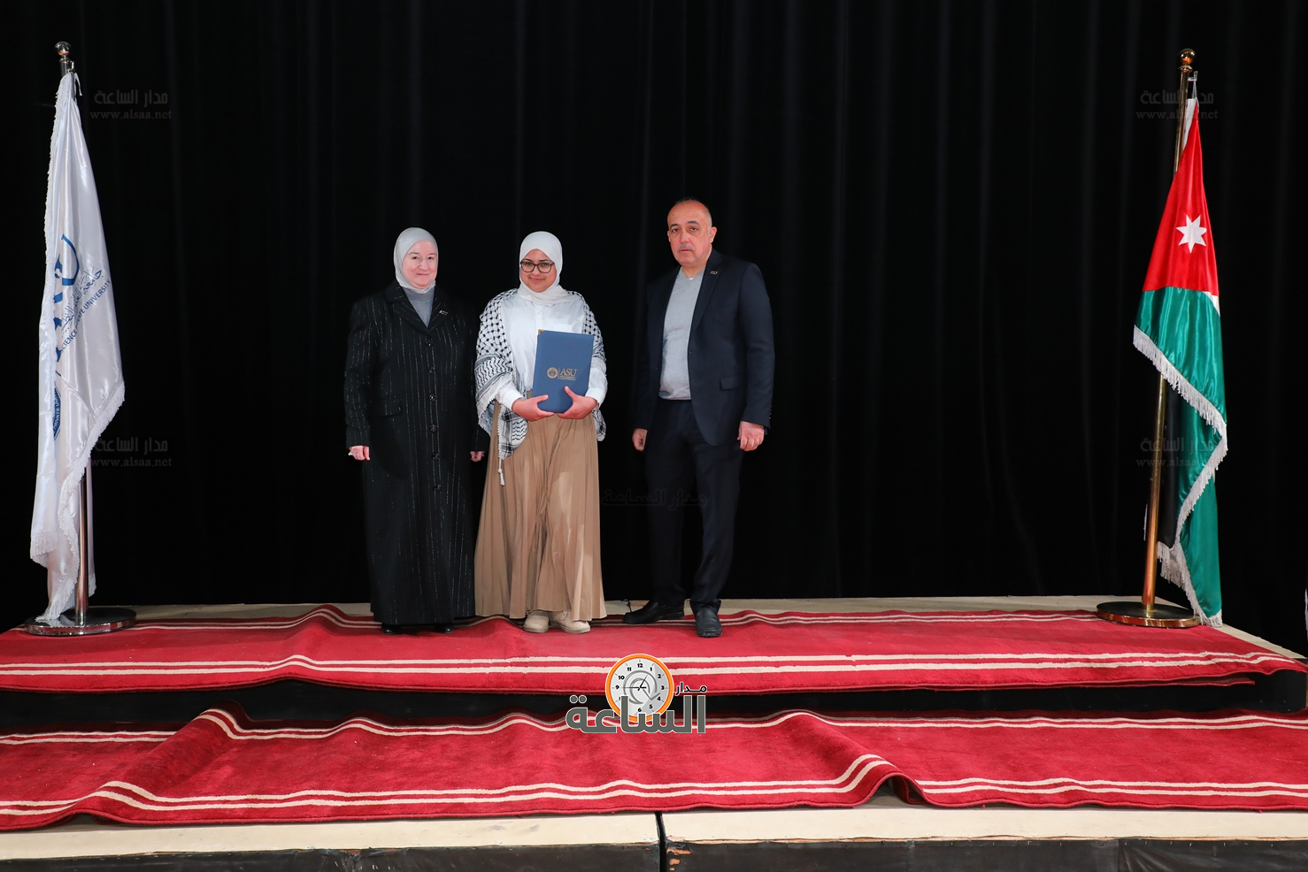 Madar Al-Saa Images 0.6553990767299234