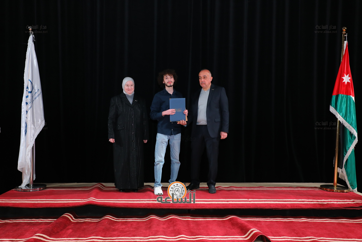 Madar Al-Saa Images 0.25778955385490576