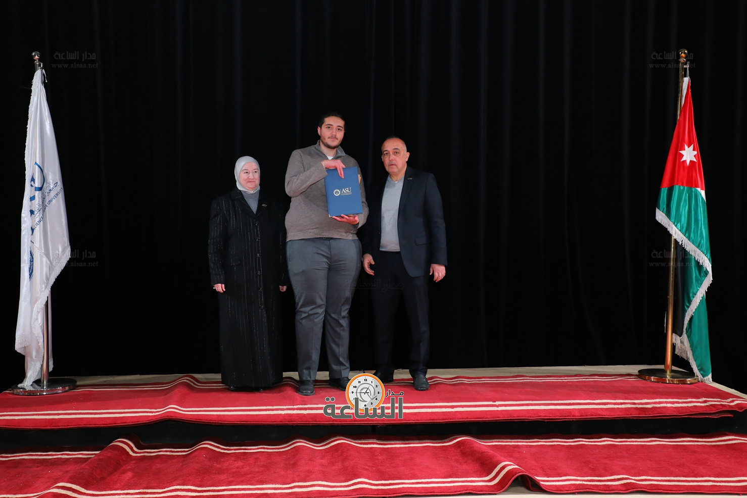 Madar Al-Saa Images 0.5113477344660287